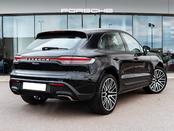 Used Porsche Macan 2023 for sale - 78524504: Photo