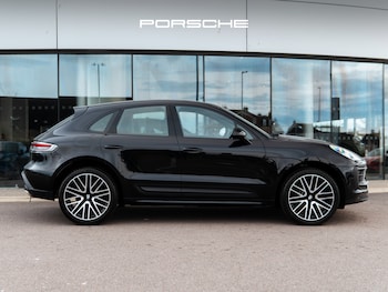 Used Porsche Macan 2023 for sale - 78524504: Photo