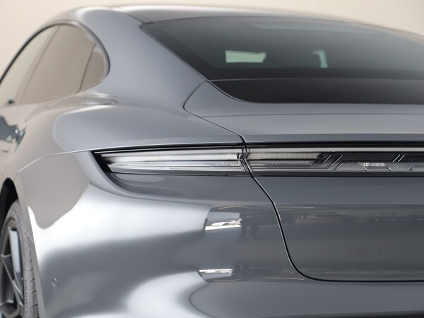 Used Porsche Taycan 2025 for sale - 75585871: Photo 14
