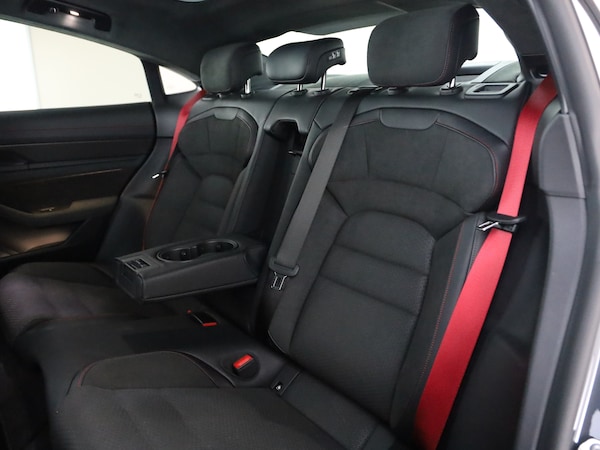 Used Porsche Taycan 2025 for sale - 75585871: Photo 15