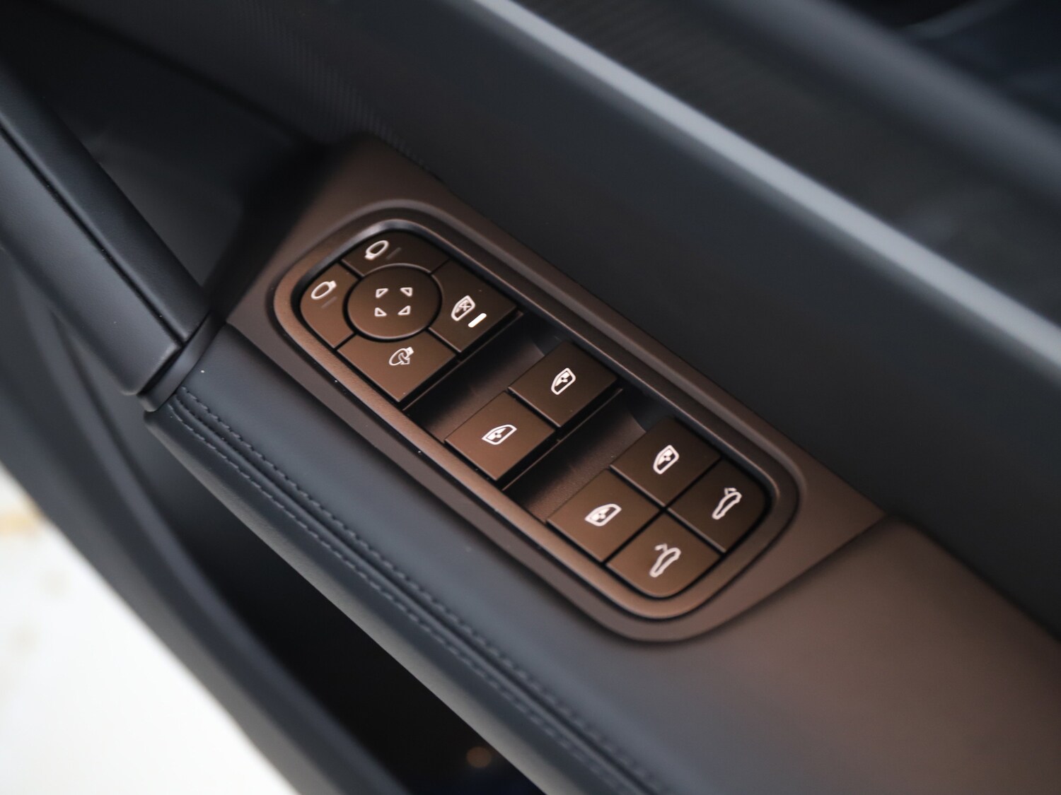 Used Porsche Cayenne 2025 for sale - 75296348: Photo 28