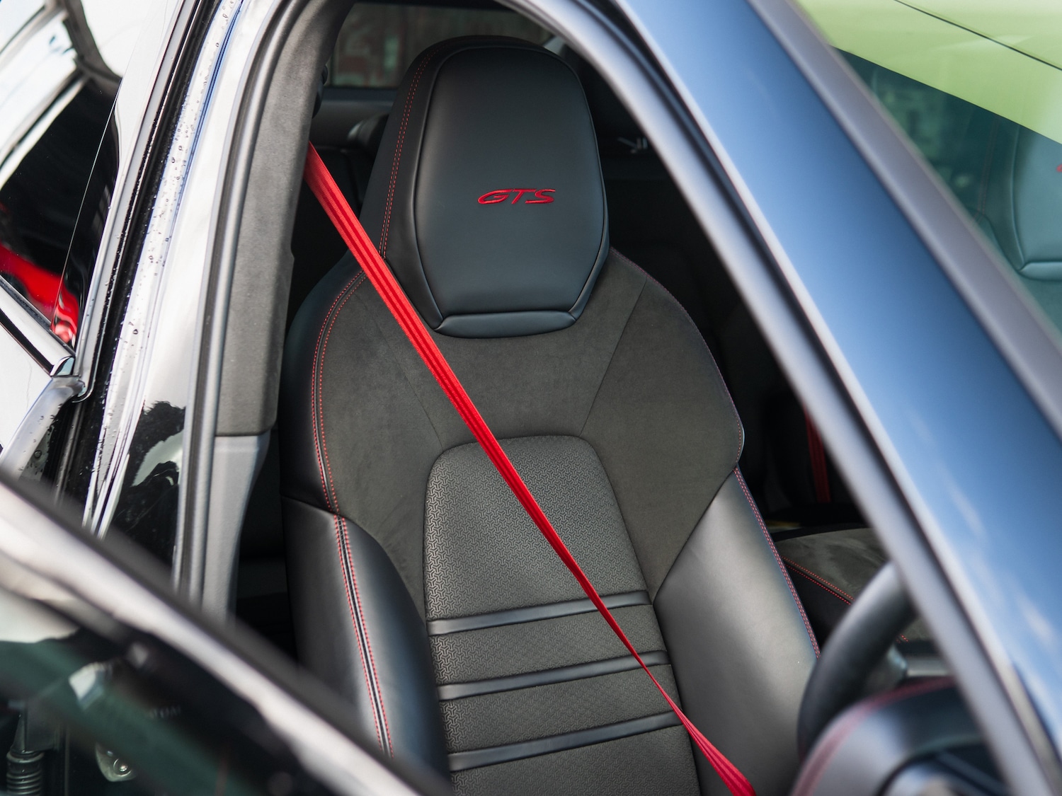 Used Porsche Cayenne 2024 for sale - 78111230: Photo 11