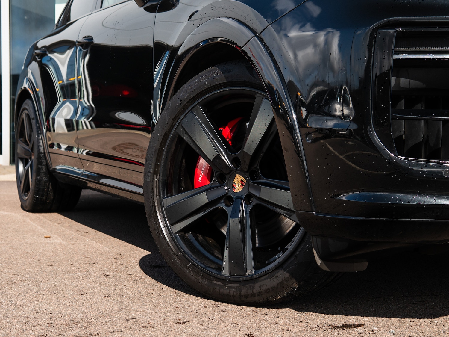 Used Porsche Cayenne 2024 for sale - 78111230: Photo 3