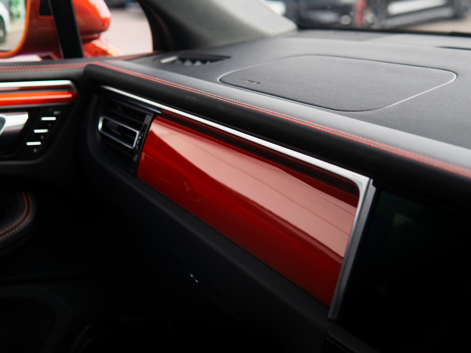 Used Porsche Macan 2024 for sale - 77989780: Photo 14