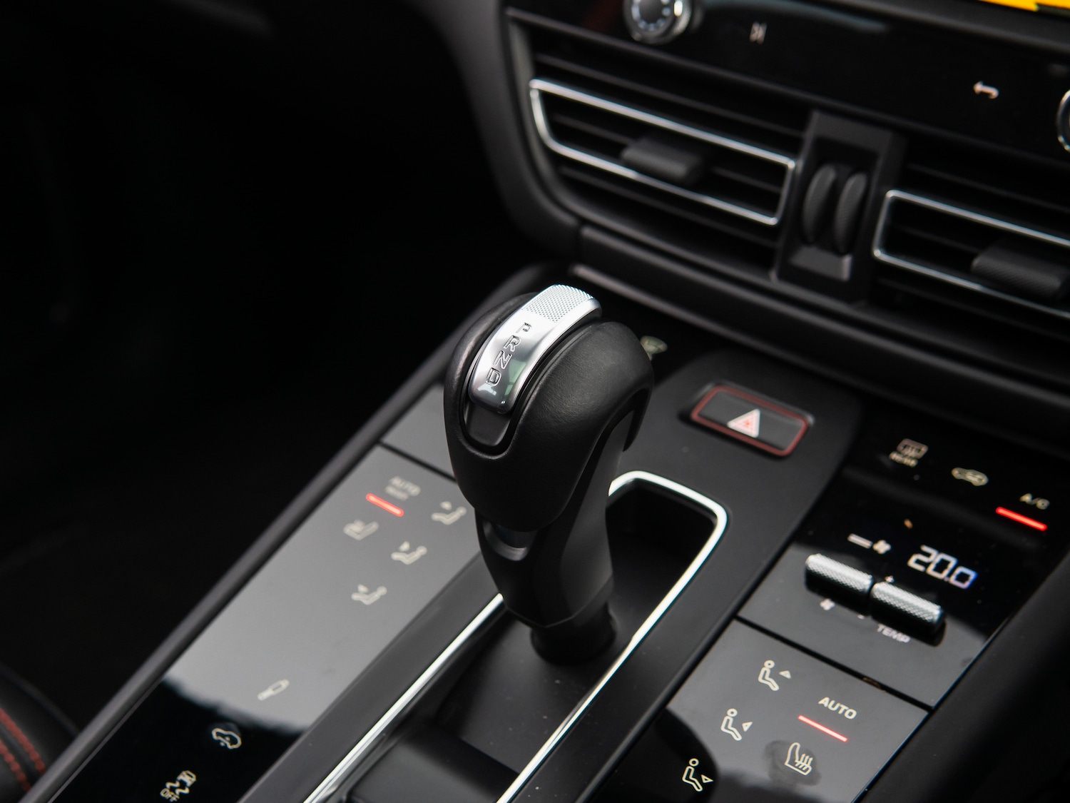 Used Porsche Macan 2024 for sale - 77989780: Photo 45