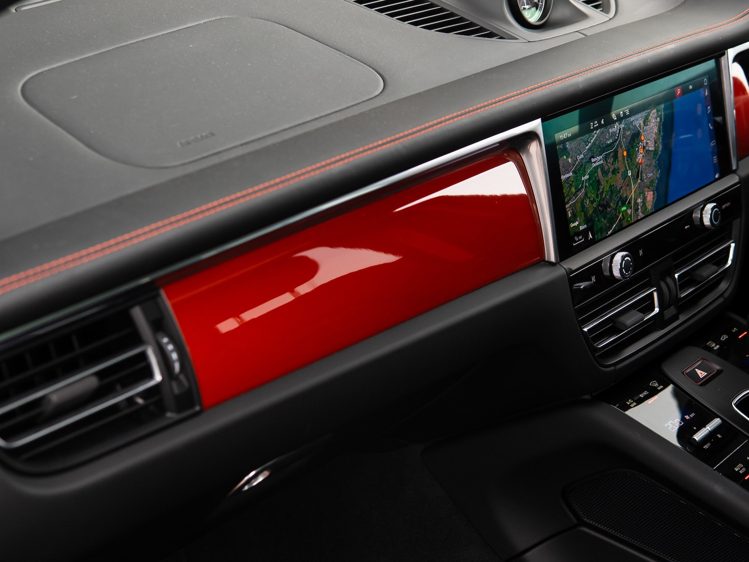 Used Porsche Macan 2024 for sale - 77989780: Photo 47