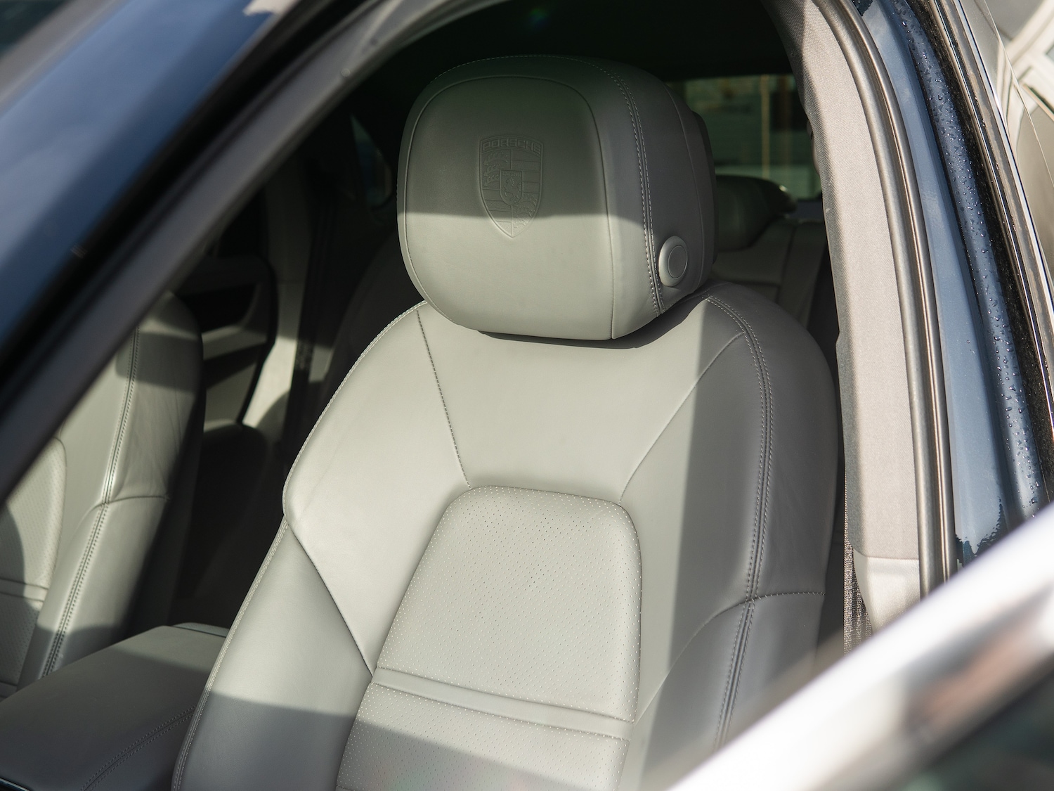 Used Porsche Cayenne 1969 for sale - 76469146: Photo 16