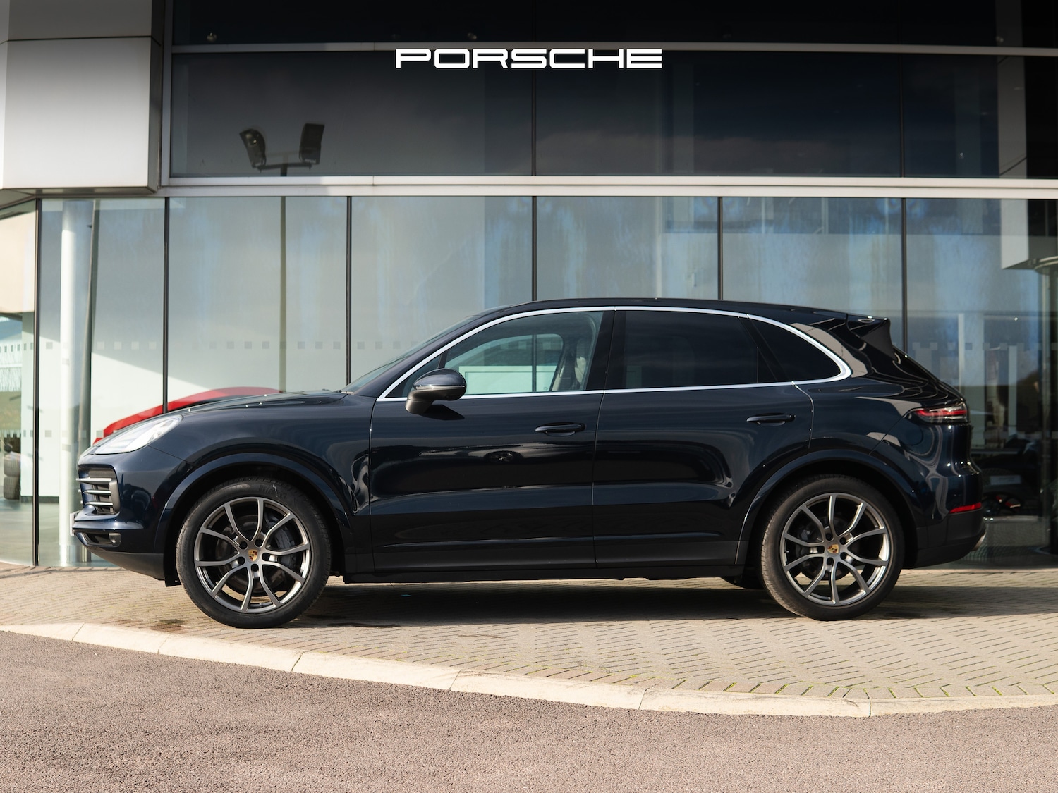 Used Porsche Cayenne 1969 for sale - 76469146: Photo 4