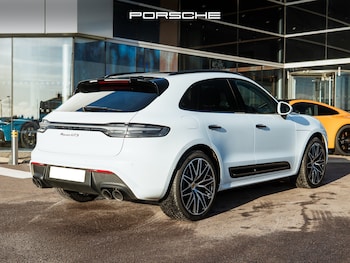 Used Porsche Macan 2022 for sale - 76627426: Photo
