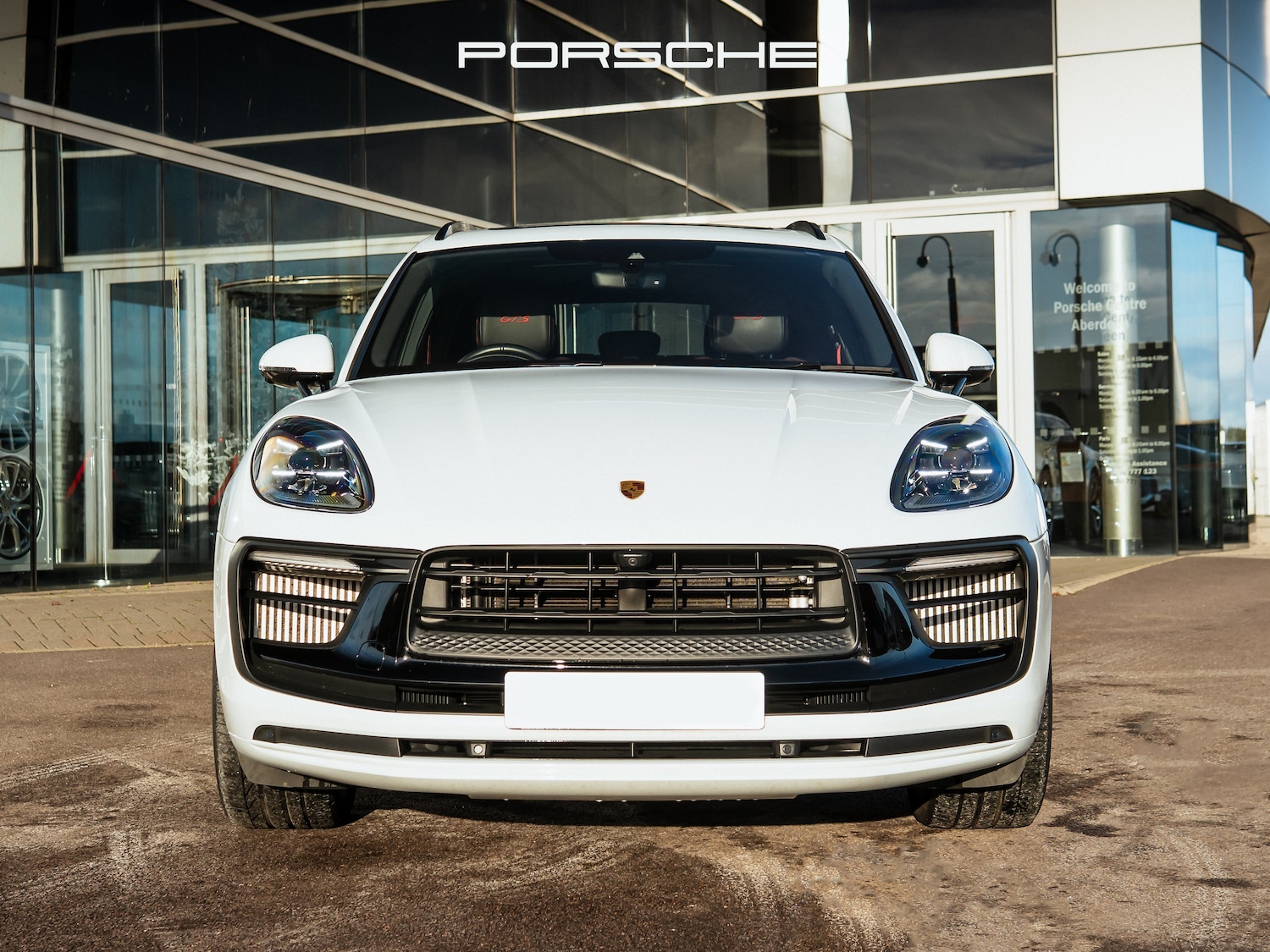 Used Porsche Macan 2022 for sale - 76627426: Photo 5