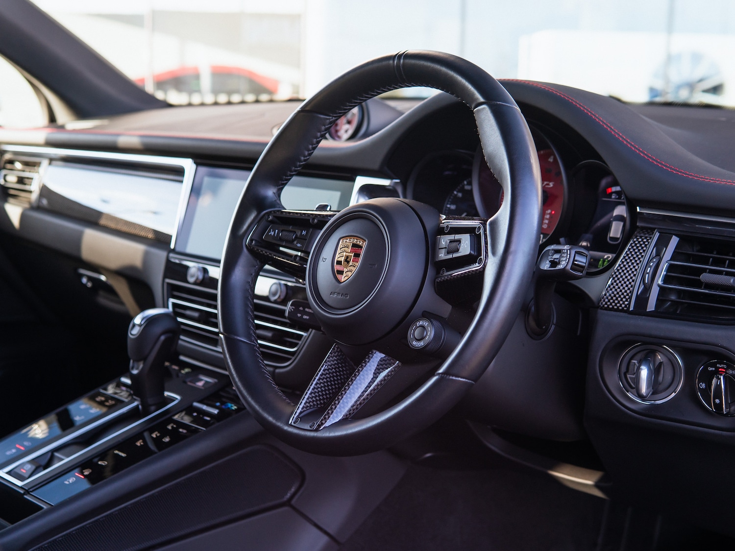 Used Porsche Macan 2022 for sale - 76627426: Photo 7