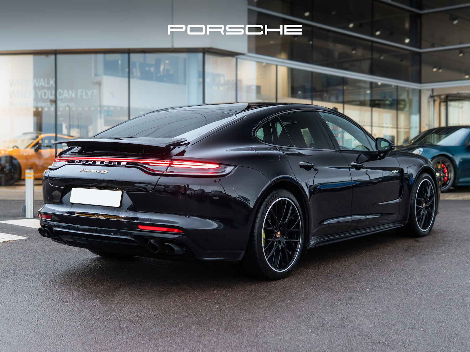 Used Porsche Panamera 2021 for sale - 77236158: Photo 2