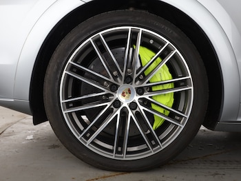 Used Porsche Cayenne 2020 for sale - 75895685: Photo