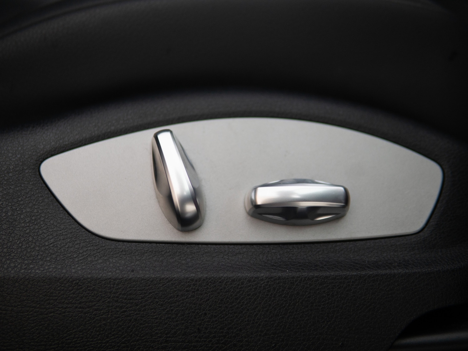 Used Porsche Macan 2022 for sale - 77172404: Photo 25