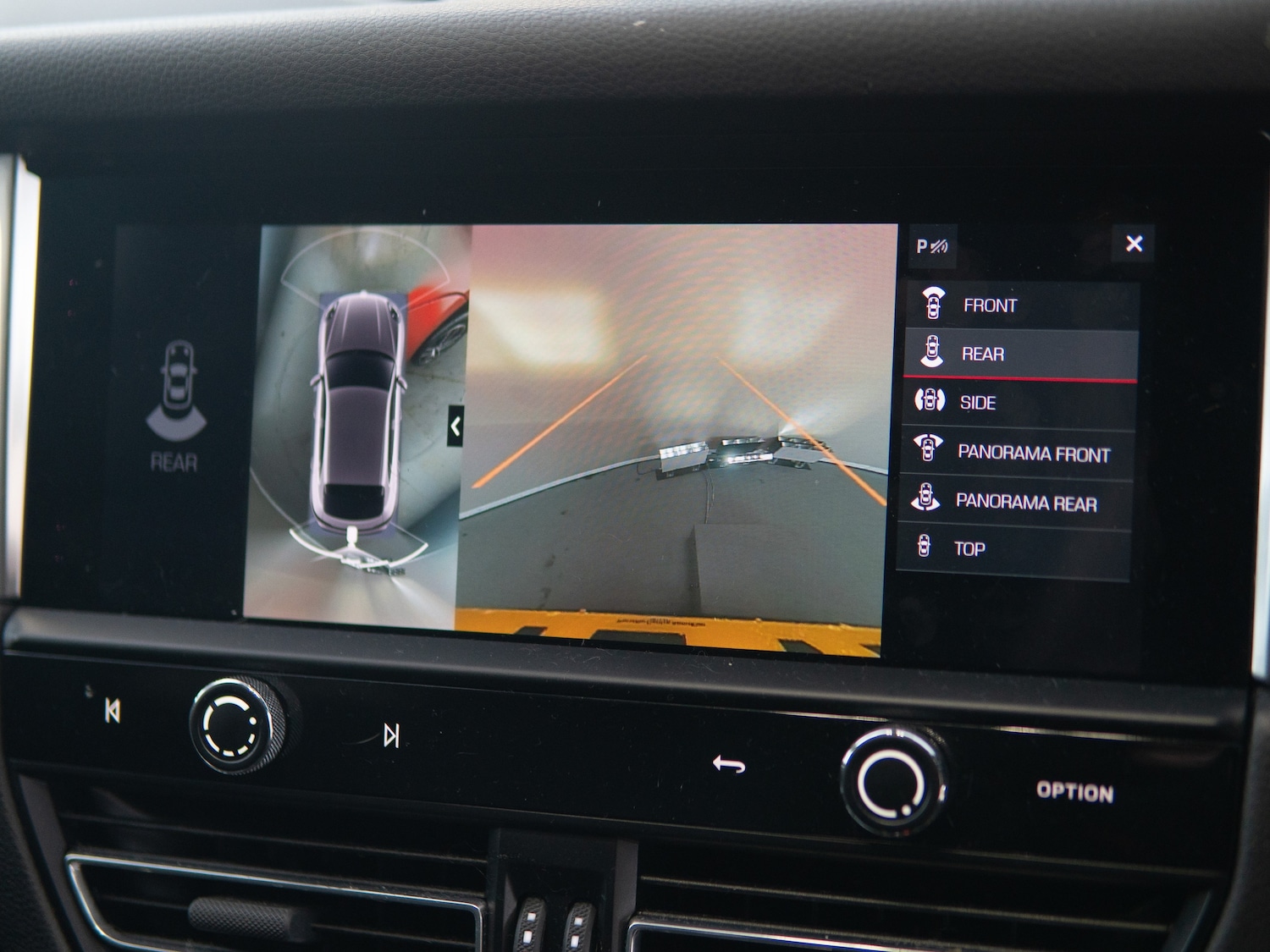 Used Porsche Macan 2022 for sale - 77172404: Photo 28