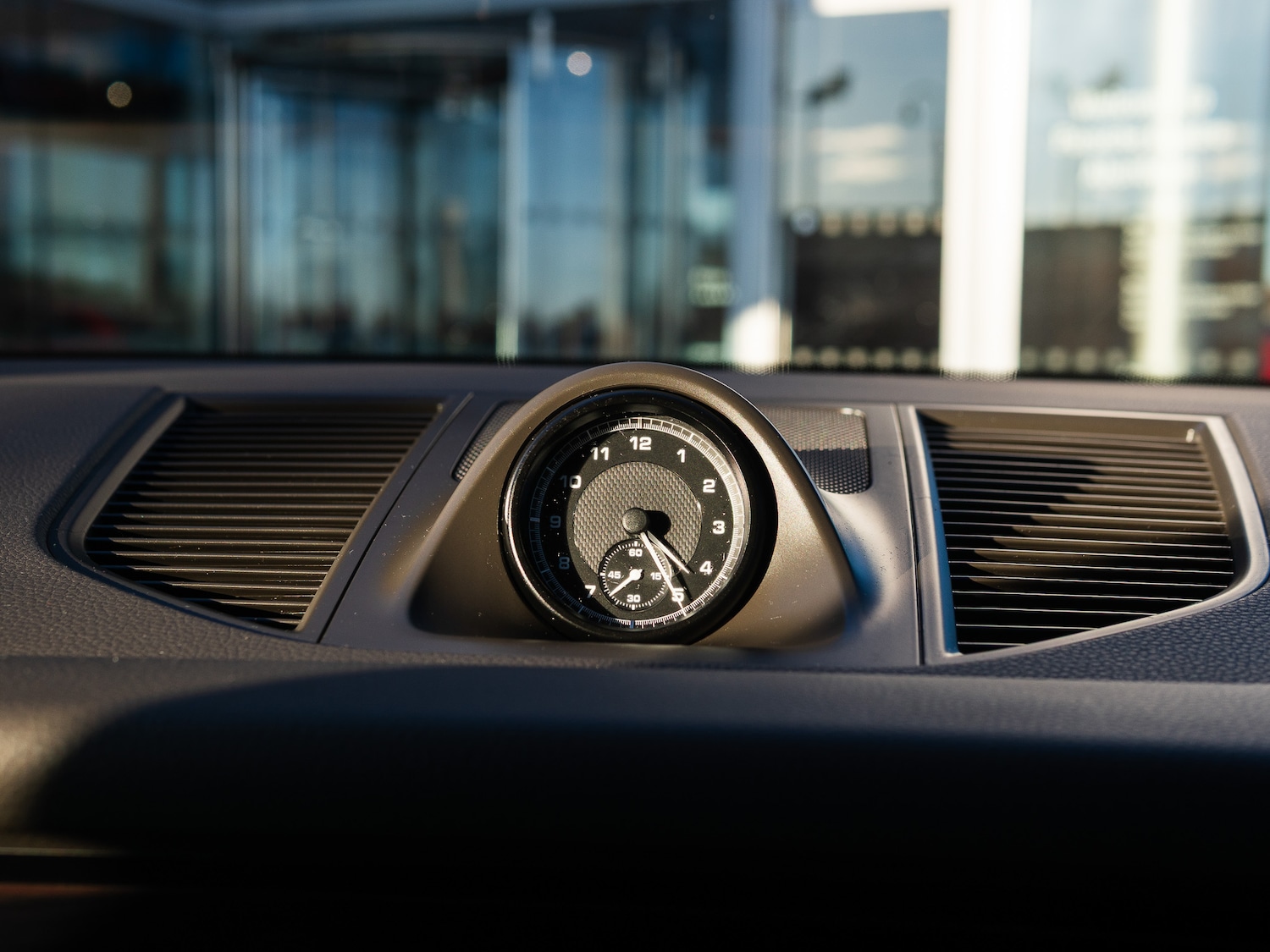 Used Porsche Macan 2023 for sale - 78067965: Photo 7