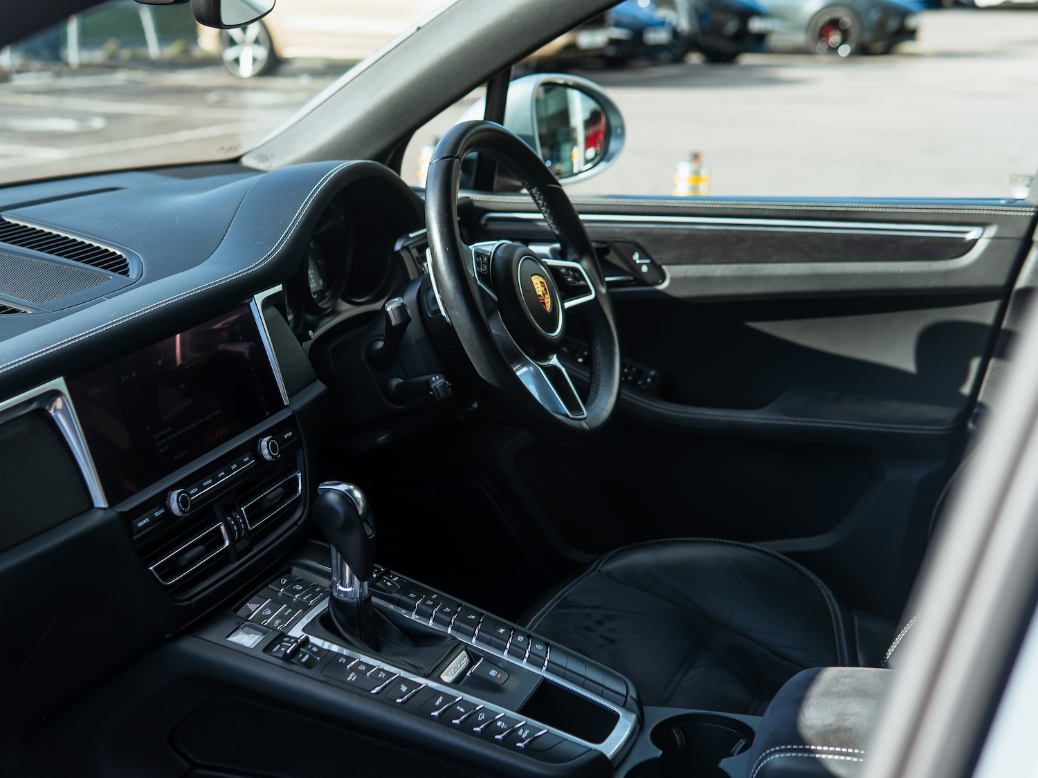 Used Porsche Macan 2021 for sale - 77571211: Photo 17