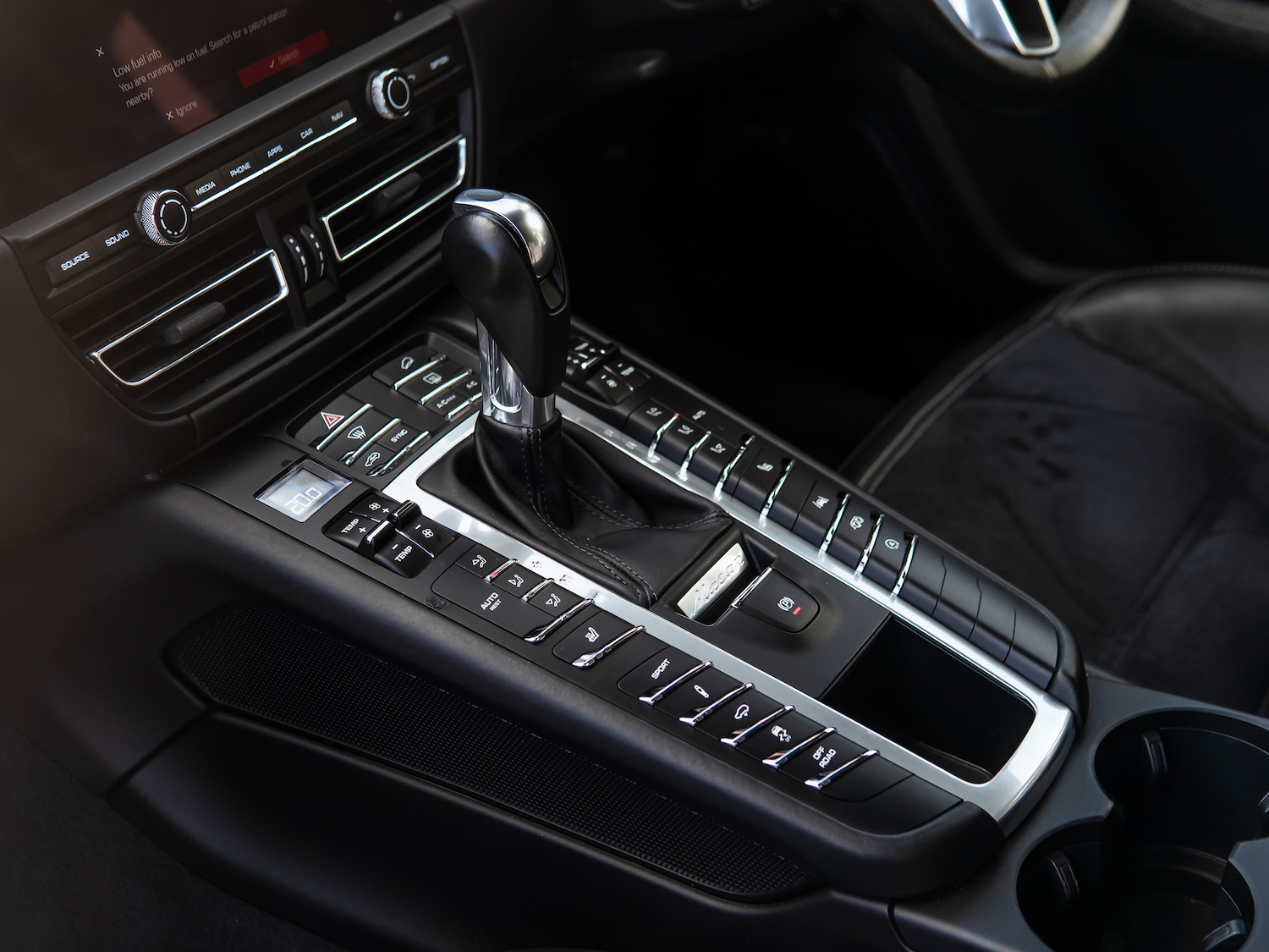 Used Porsche Macan 2021 for sale - 77571211: Photo 19