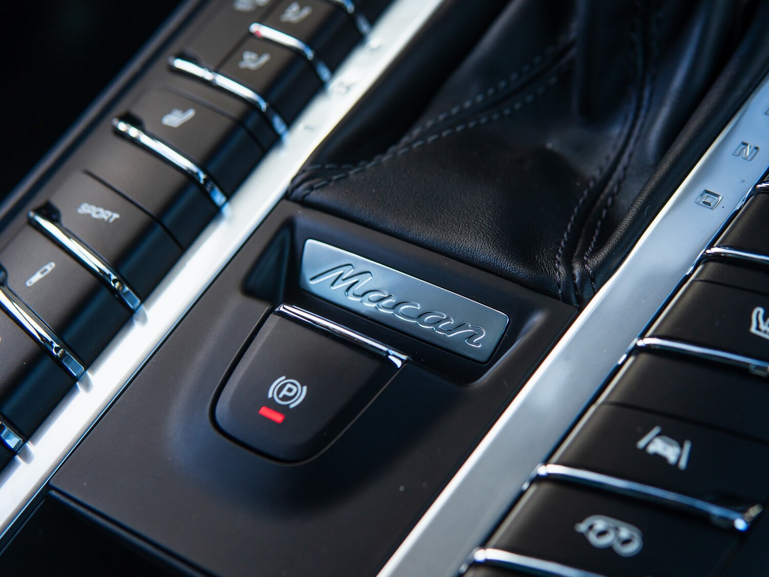 Used Porsche Macan 2021 for sale - 77571211: Photo 33