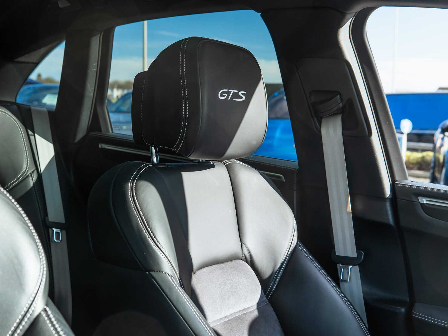 Used Porsche Macan 2021 for sale - 77571211: Photo 7