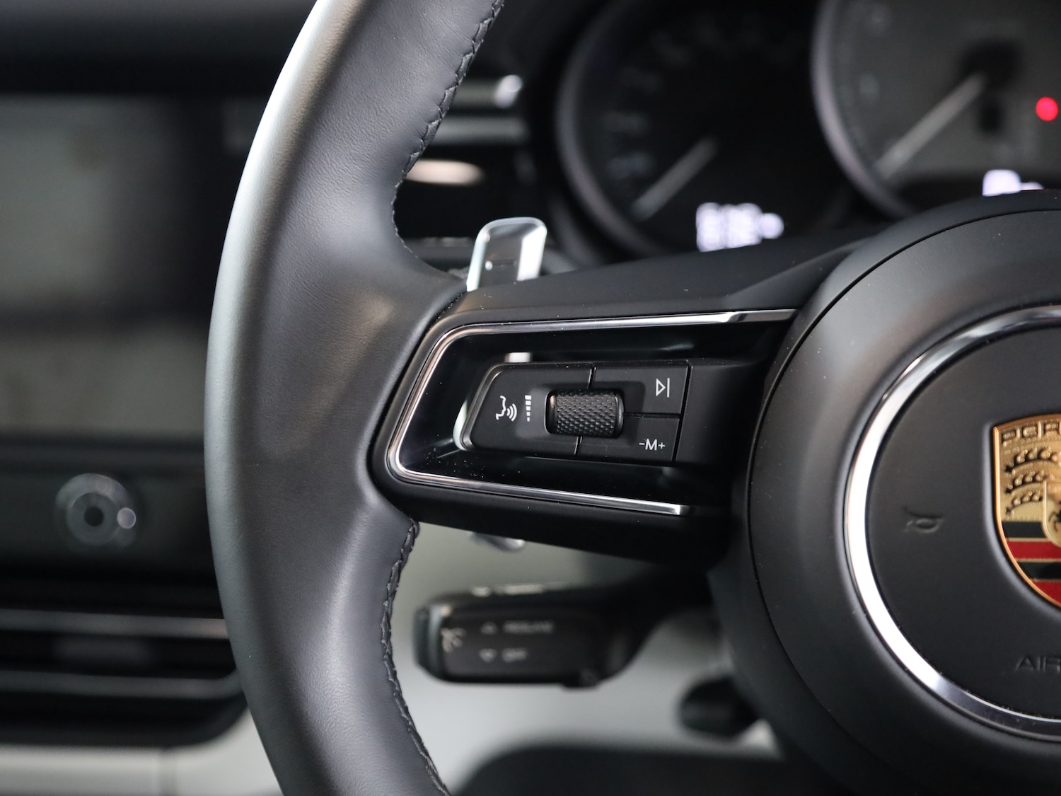 Used Porsche Macan 2024 for sale - 76162538: Photo 17
