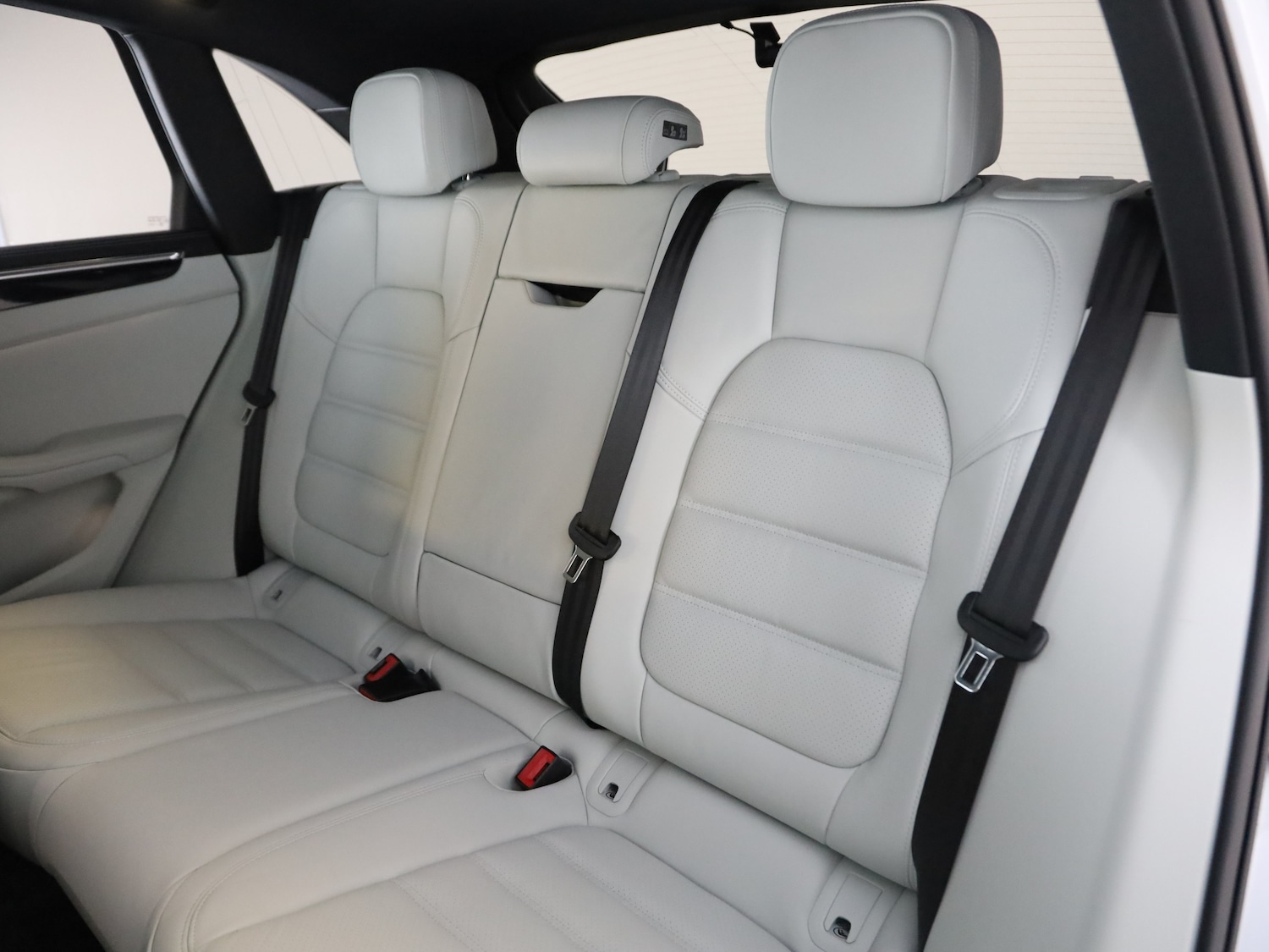 Used Porsche Macan 2024 for sale - 76162538: Photo 24
