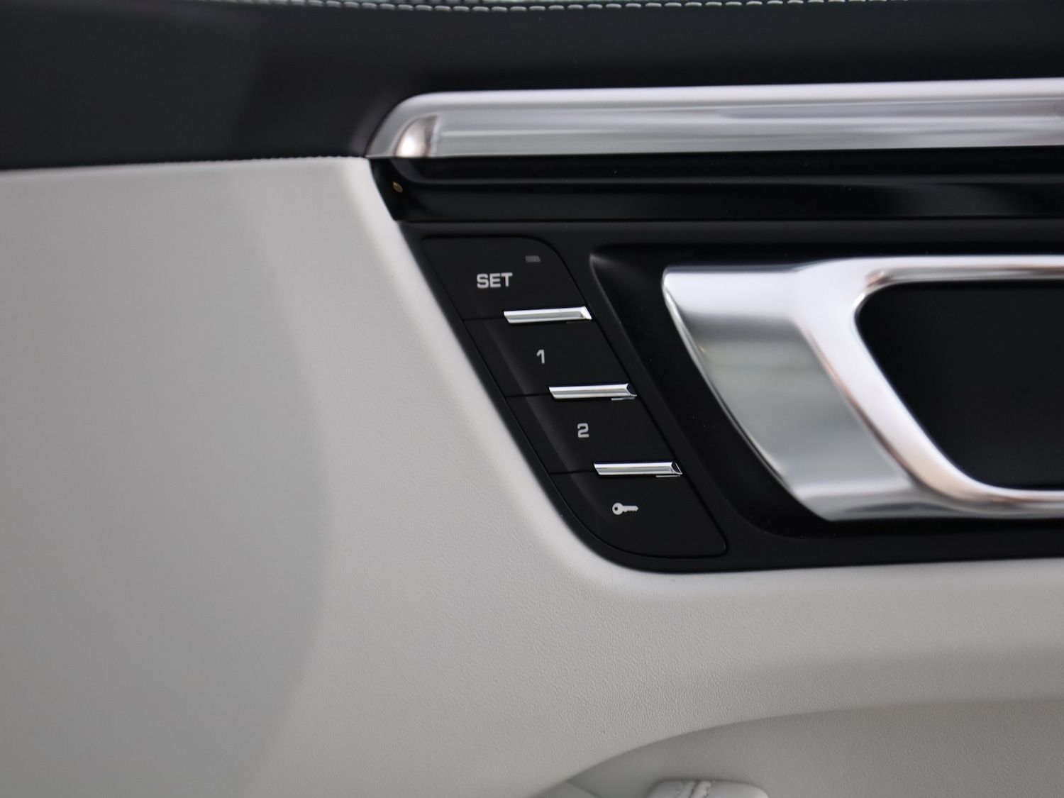 Used Porsche Macan 2024 for sale - 76162538: Photo 26