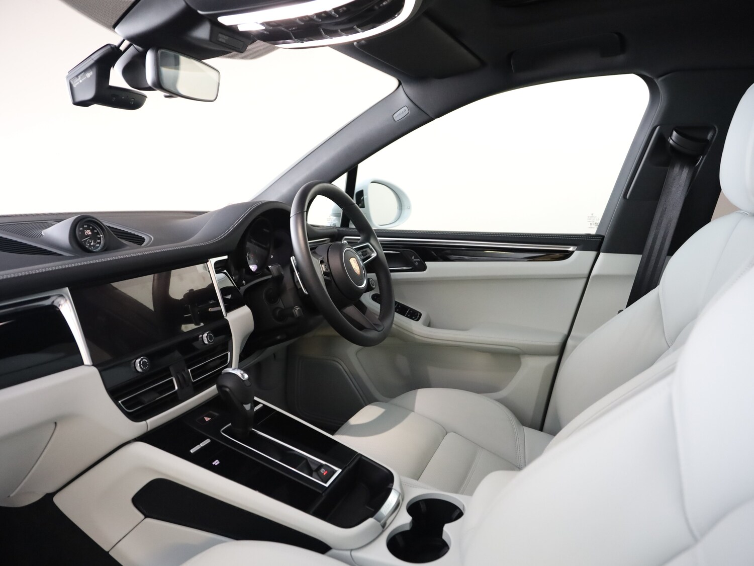 Used Porsche Macan 2024 for sale - 76162538: Photo 8