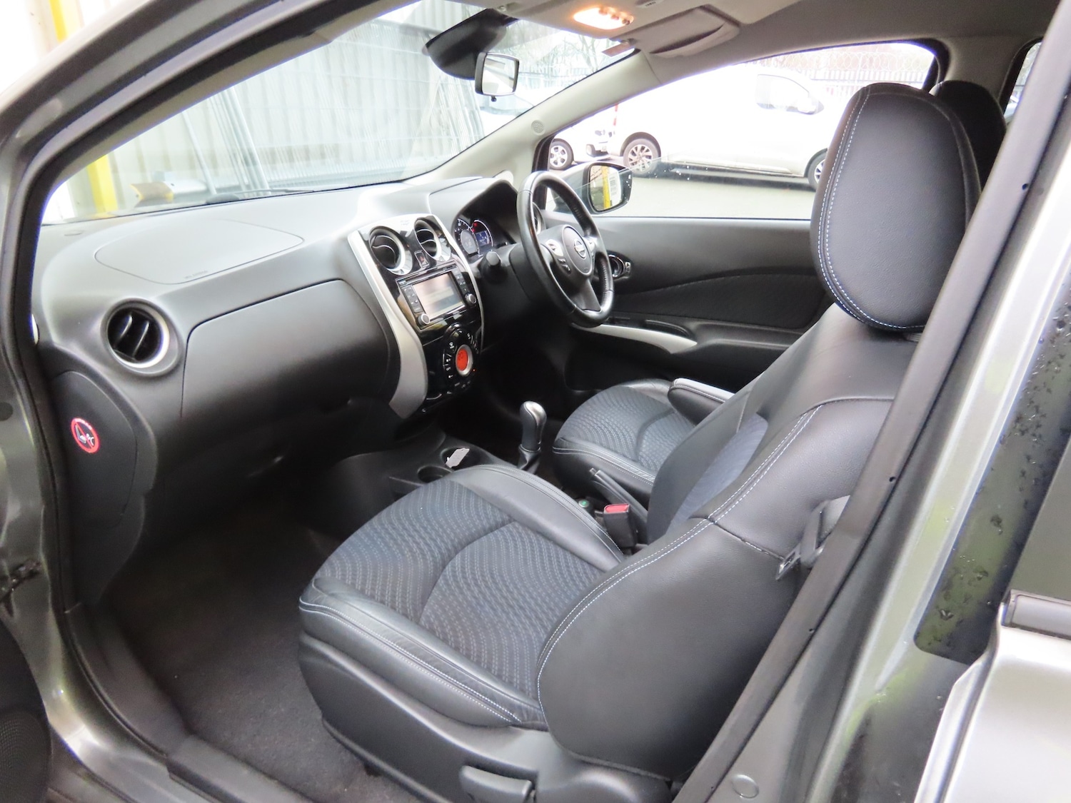 Used Nissan Note 2014 for sale - 77137849: Photo 9