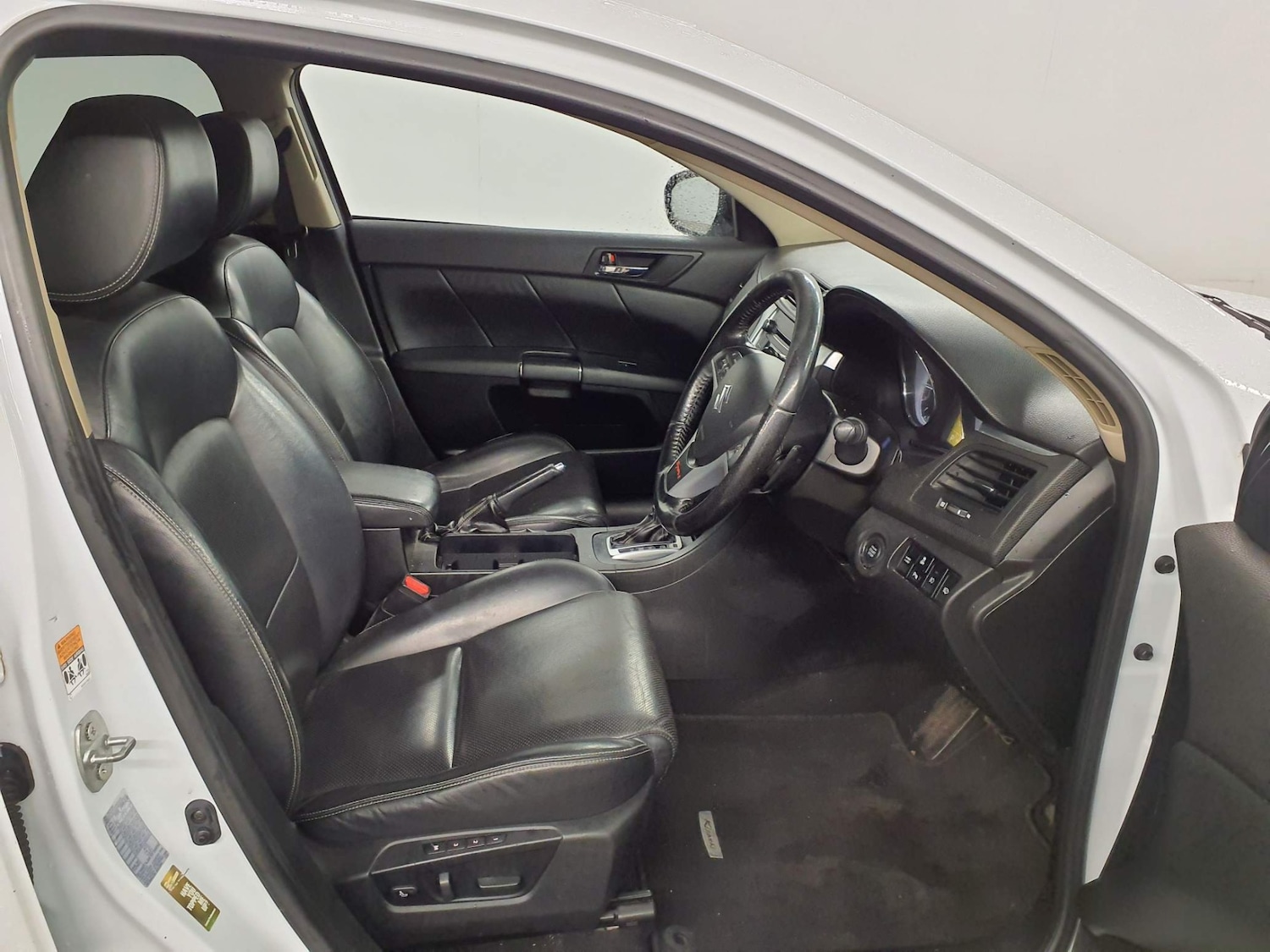 Used Suzuki Kizashi 2013 for sale - 76626601: Photo 11