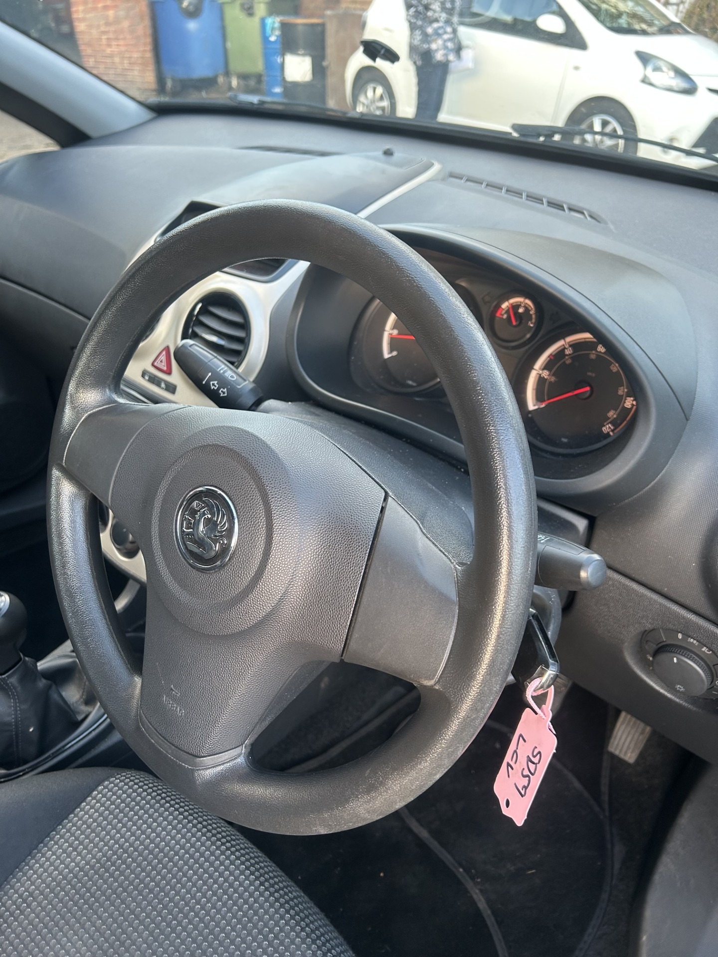 Used Vauxhall Corsa 2009 for sale - 77420260: Photo 10