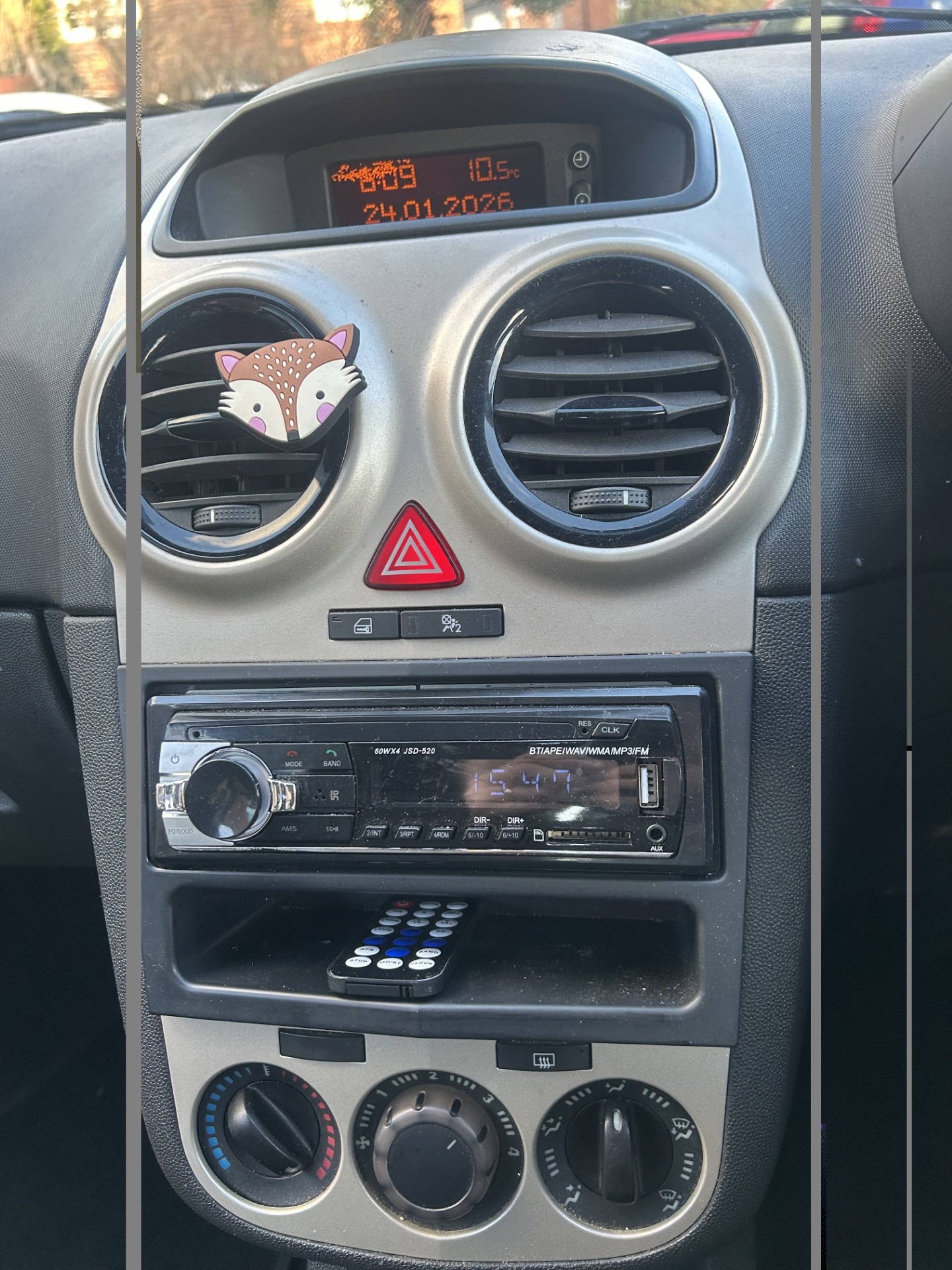 Used Vauxhall Corsa 2009 for sale - 77420260: Photo 11