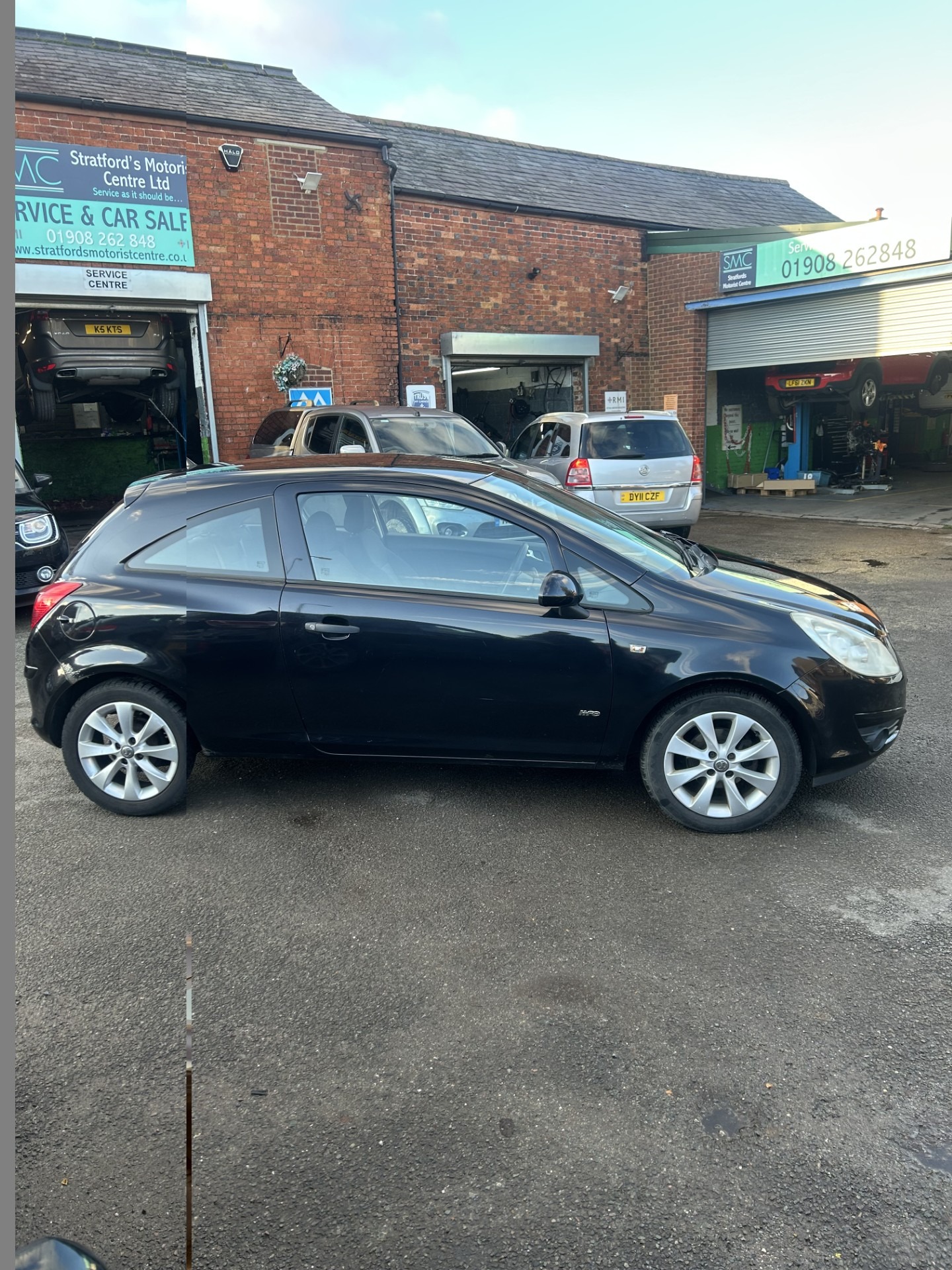 Used Vauxhall Corsa 2009 for sale - 77420260: Photo 8