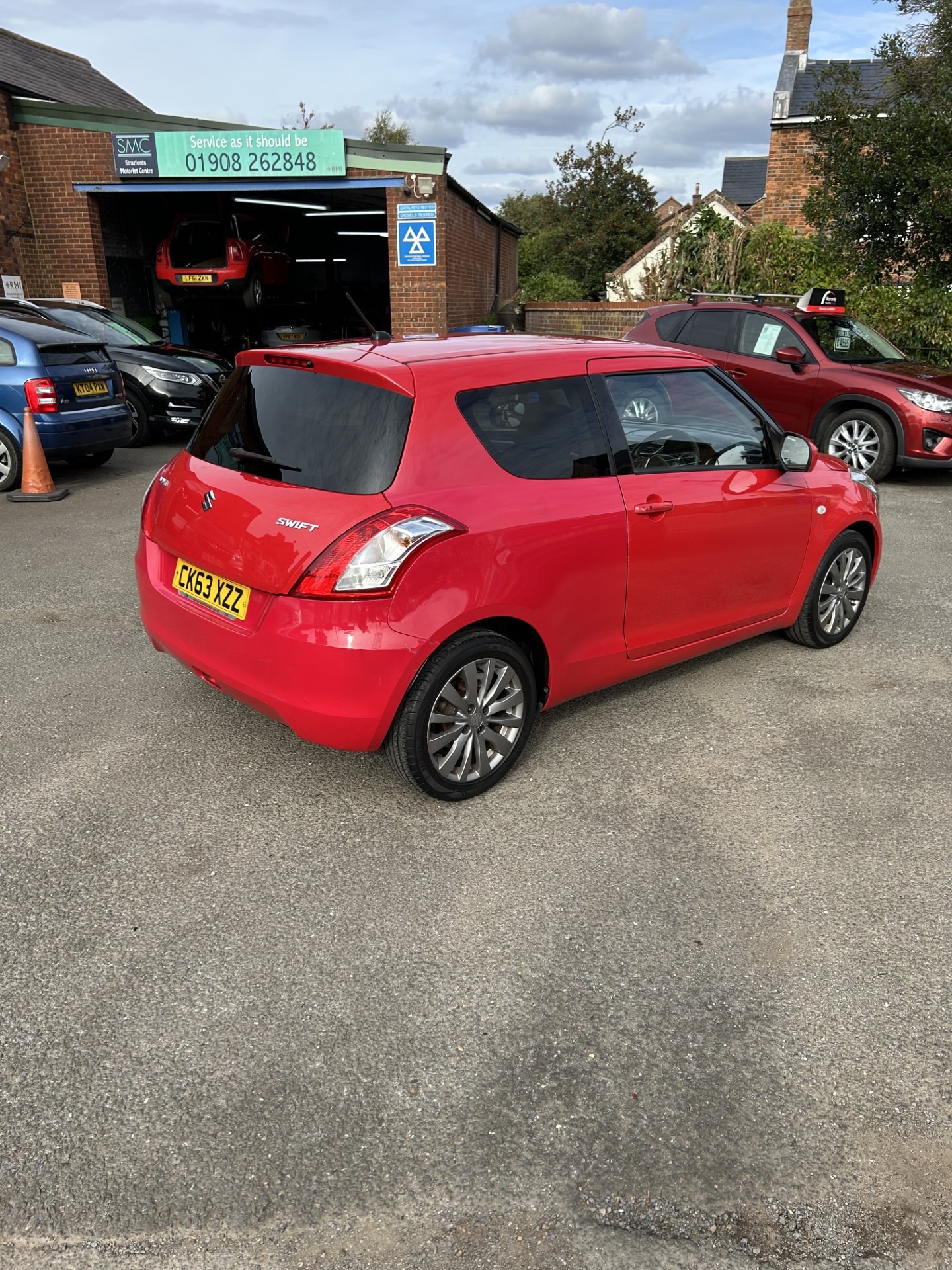 Used Suzuki Swift 2014 for sale - 76253872: Photo 4