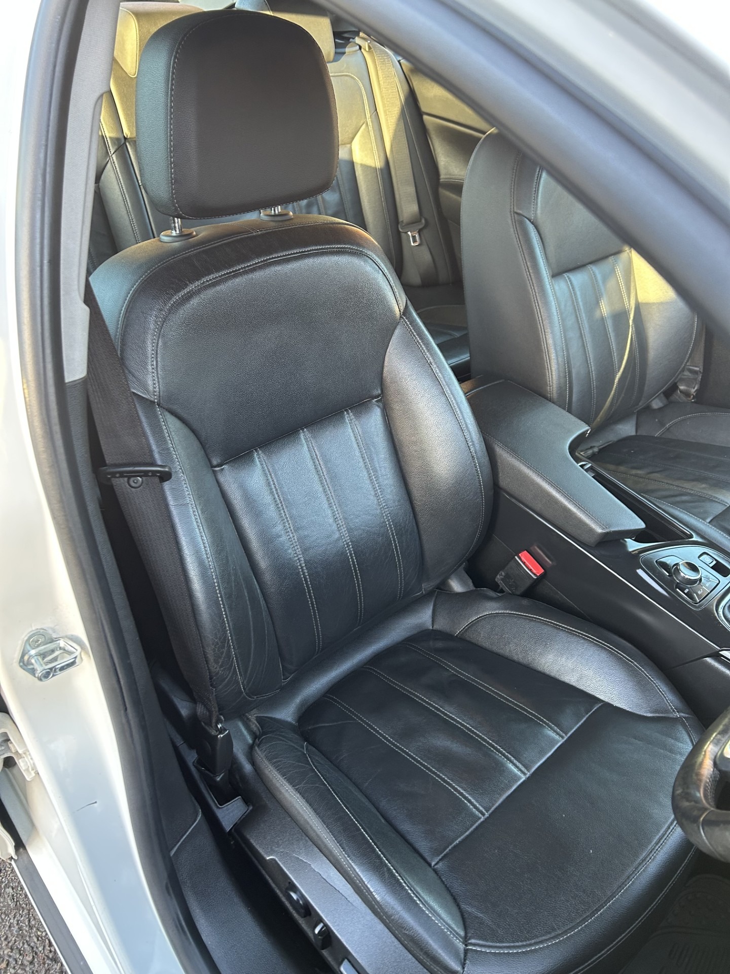 Used Vauxhall Insignia 2012 for sale - 77114259: Photo 18