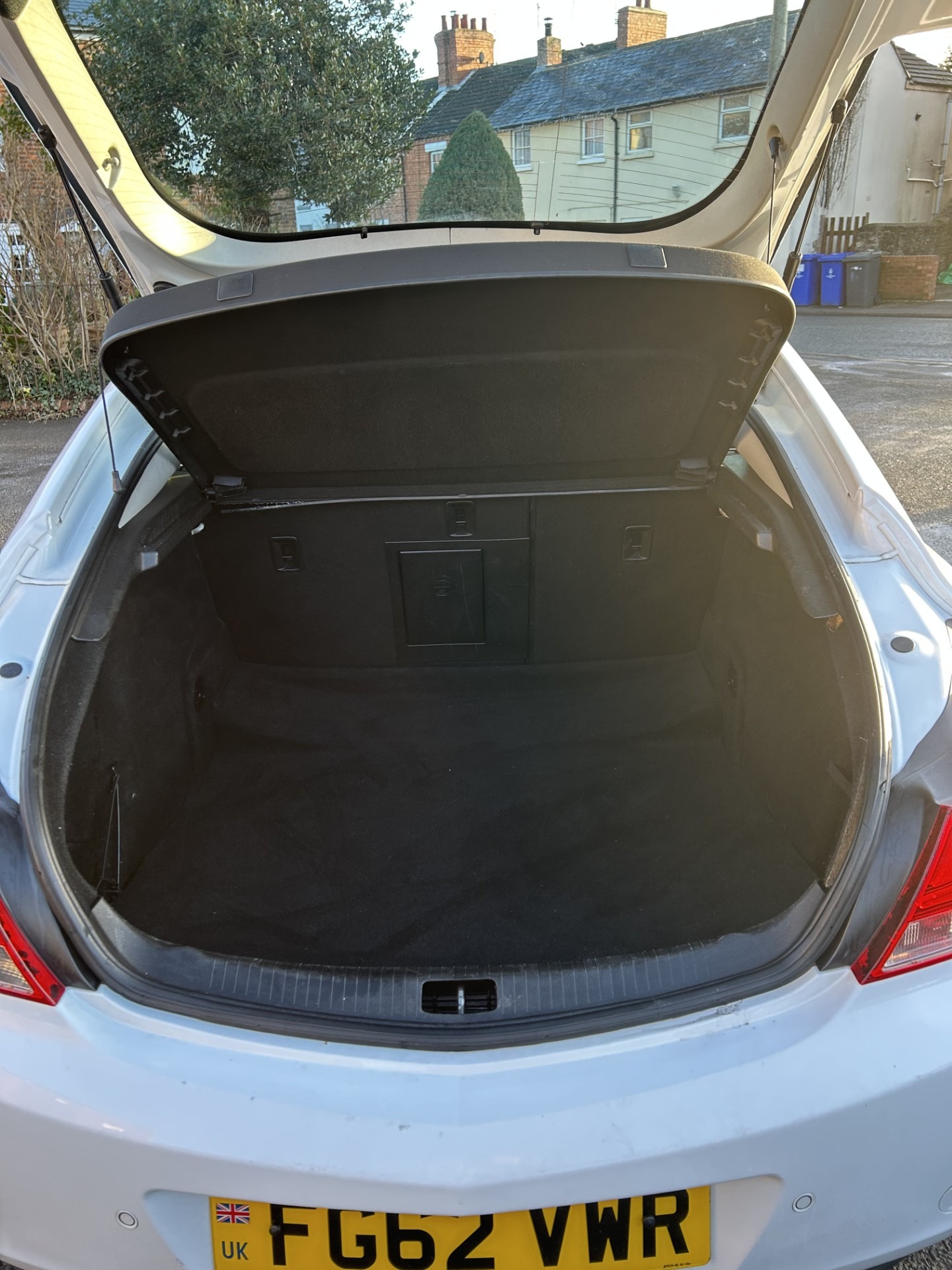 Used Vauxhall Insignia 2012 for sale - 77114259: Photo 9