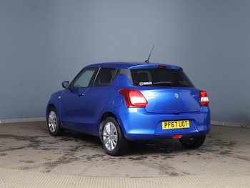 Used Suzuki Swift 2018 for sale - 77816439: Photo