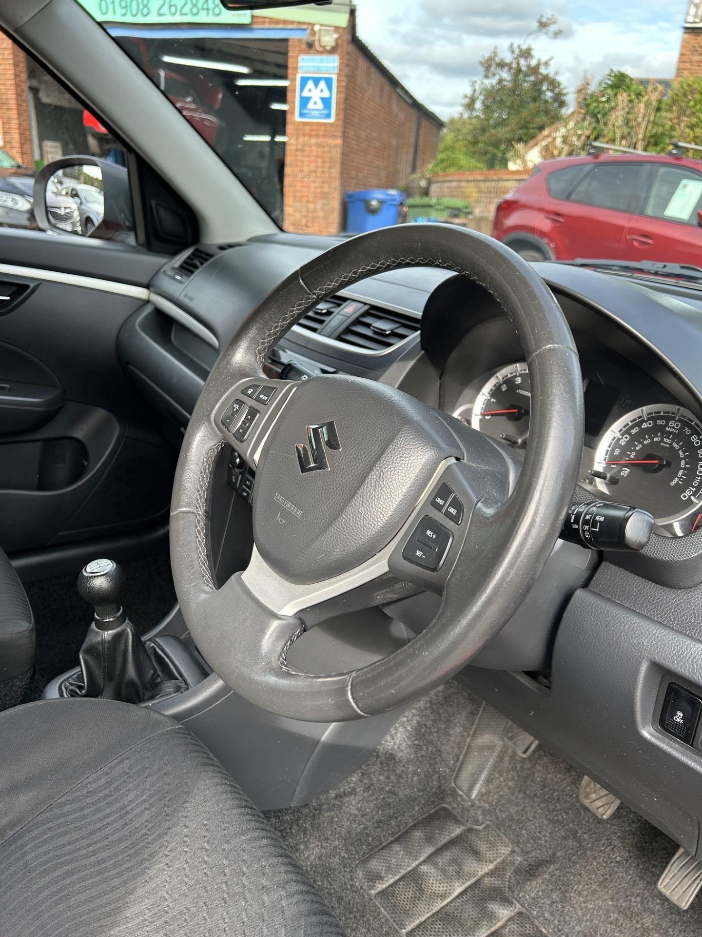 Used Suzuki Swift 2014 for sale - 76554400: Photo 11