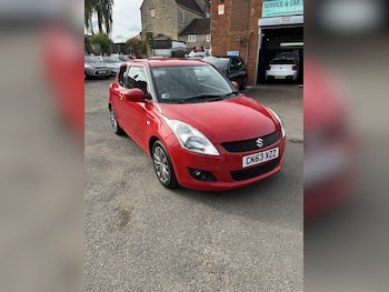 Used Suzuki Swift 2014 for sale - 76554400: Photo