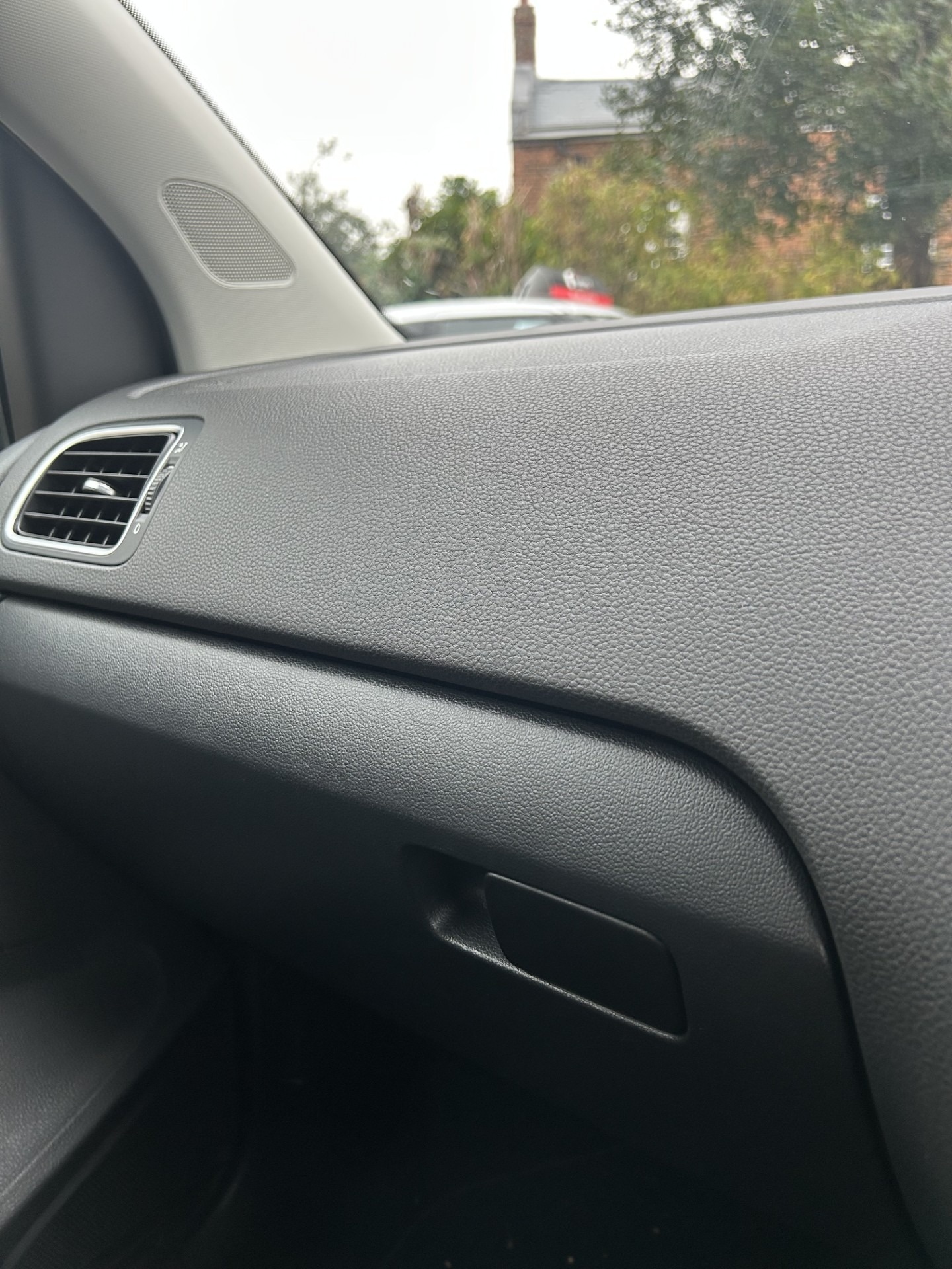 Used Volkswagen Polo 2010 for sale - 76555344: Photo 13