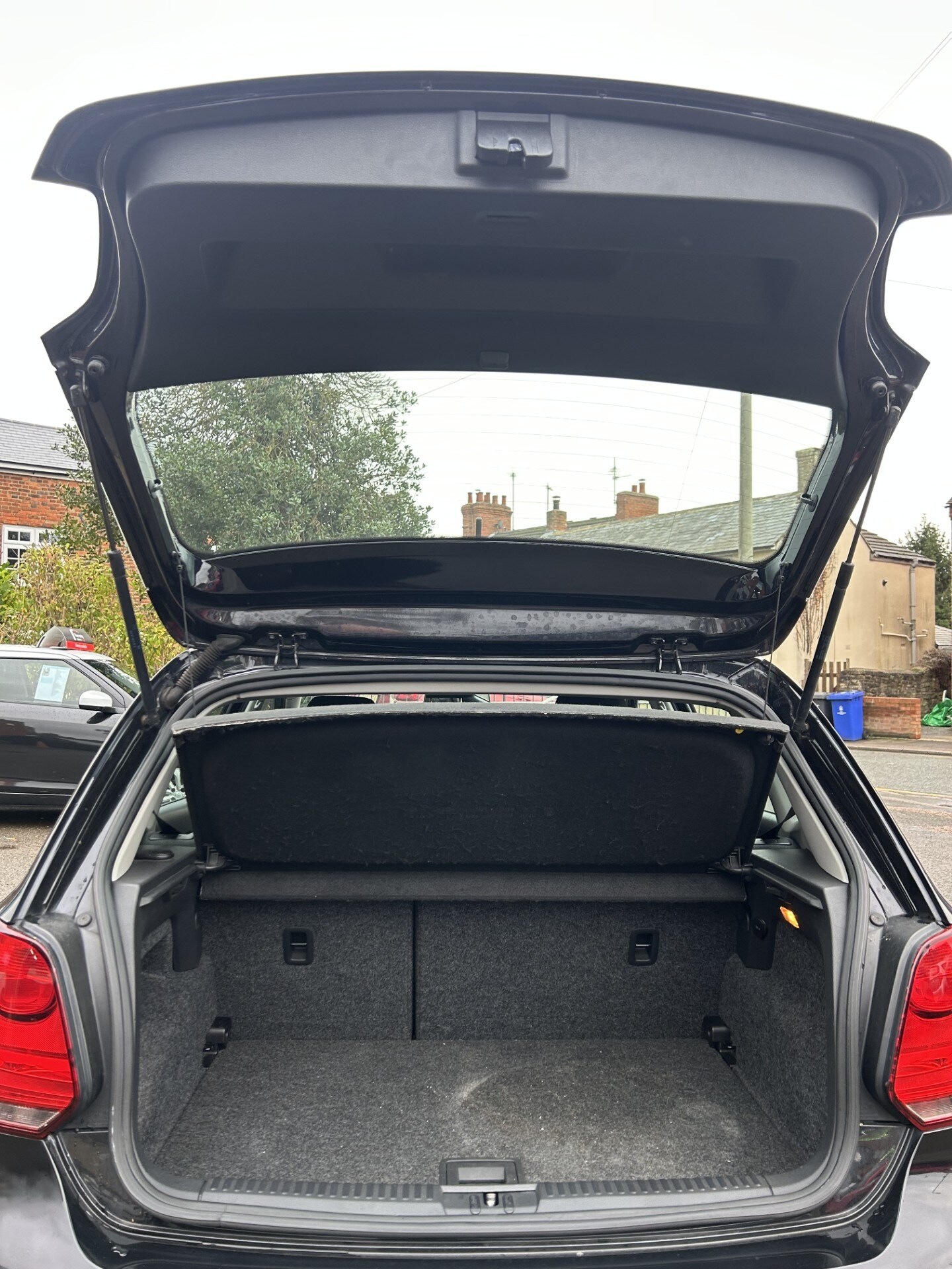 Used Volkswagen Polo 2010 for sale - 76555344: Photo 20