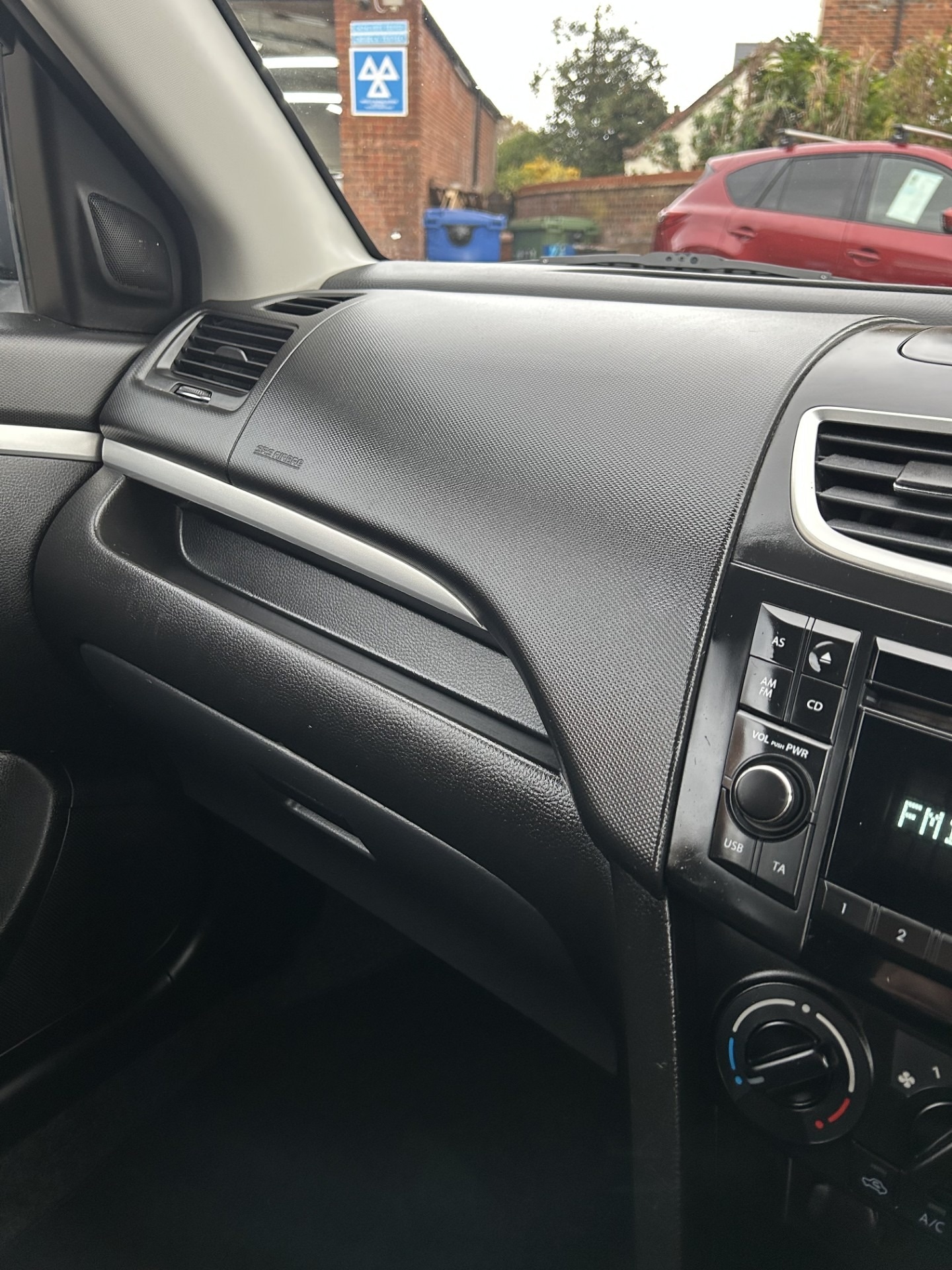 Used Suzuki Swift 2014 for sale - 76478023: Photo 14