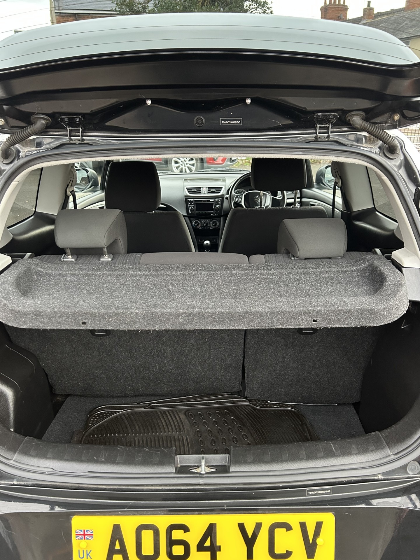 Used Suzuki Swift 2014 for sale - 76478023: Photo 16