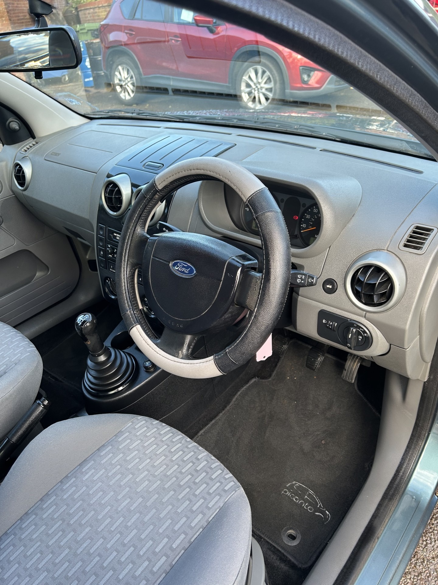 Used Ford Fusion 2004 for sale - 76450397: Photo 13