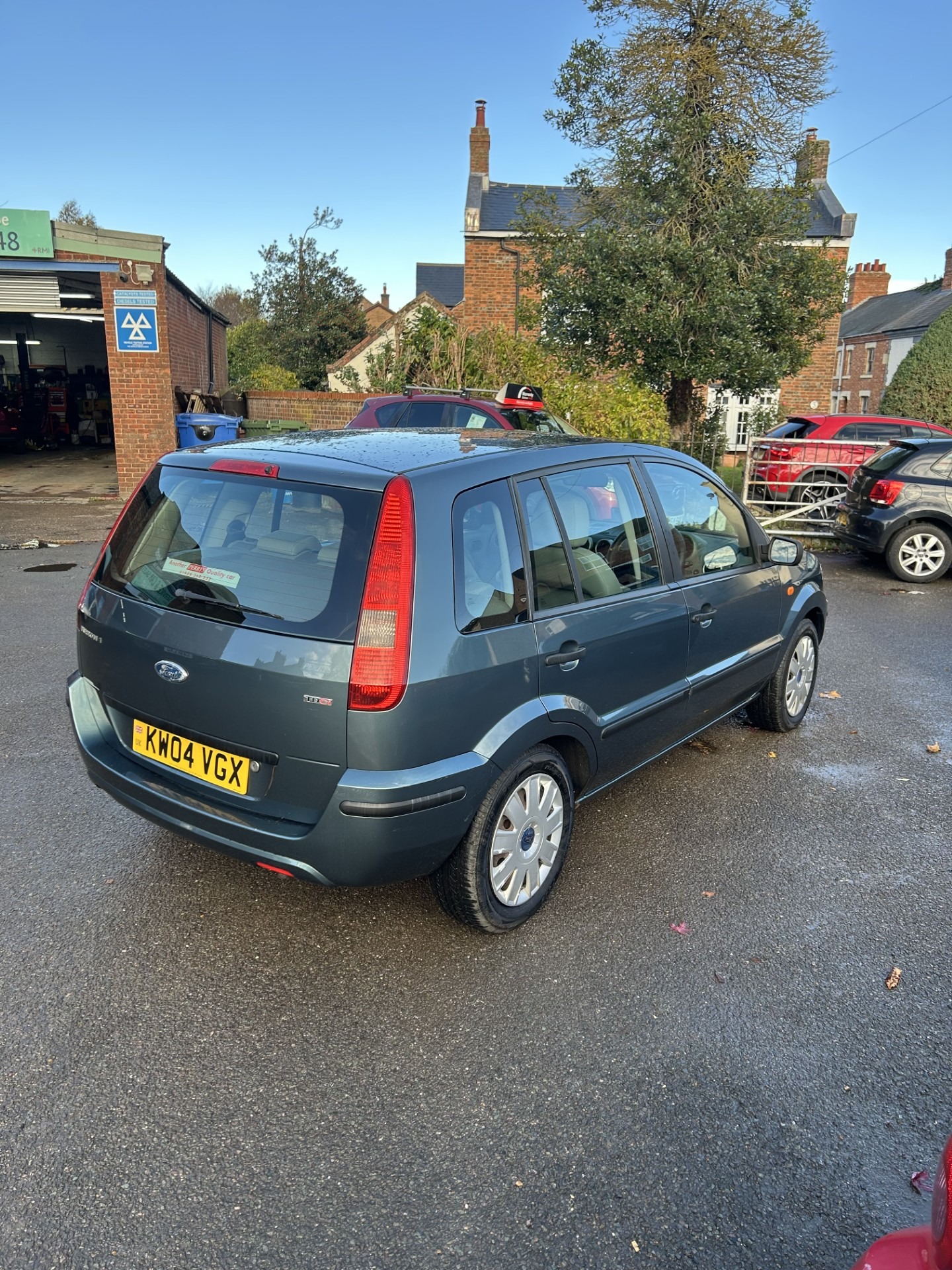 Used Ford Fusion 2004 for sale - 76450397: Photo 6