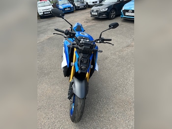 Used Suzuki GSX-S 2023 for sale - bike-78807941: Photo
