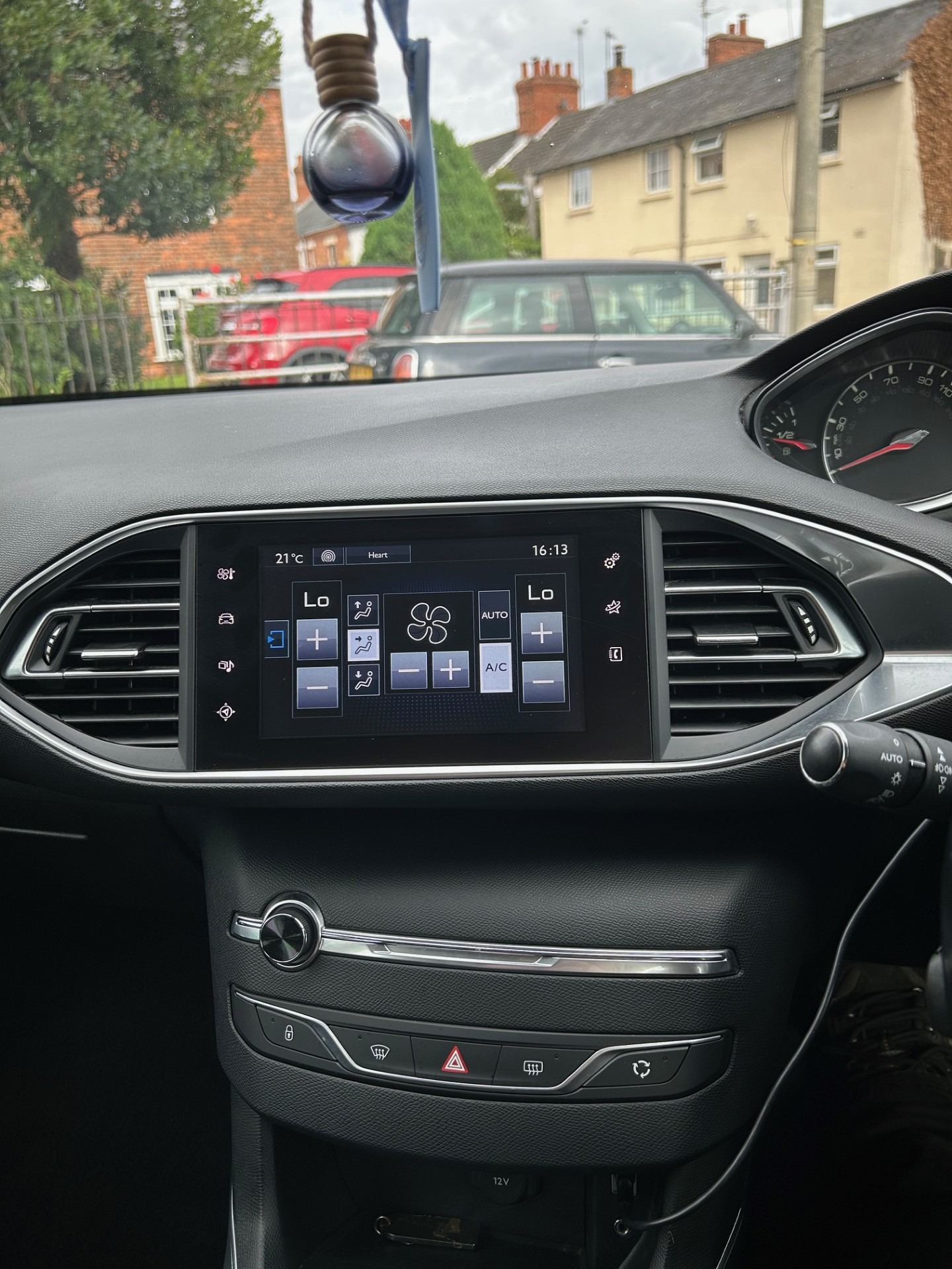 Used Peugeot 308 2016 for sale - 78162967: Photo 10