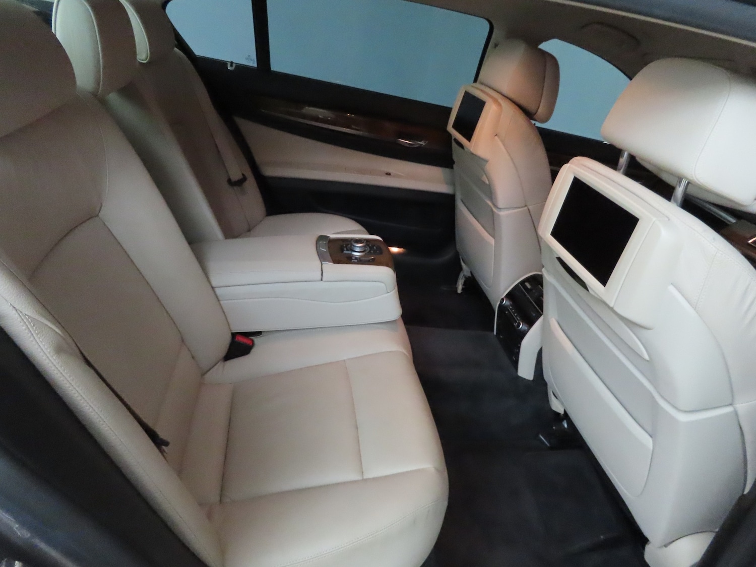 Used BMW 7 Series 2009 for sale - 76555538: Photo 26