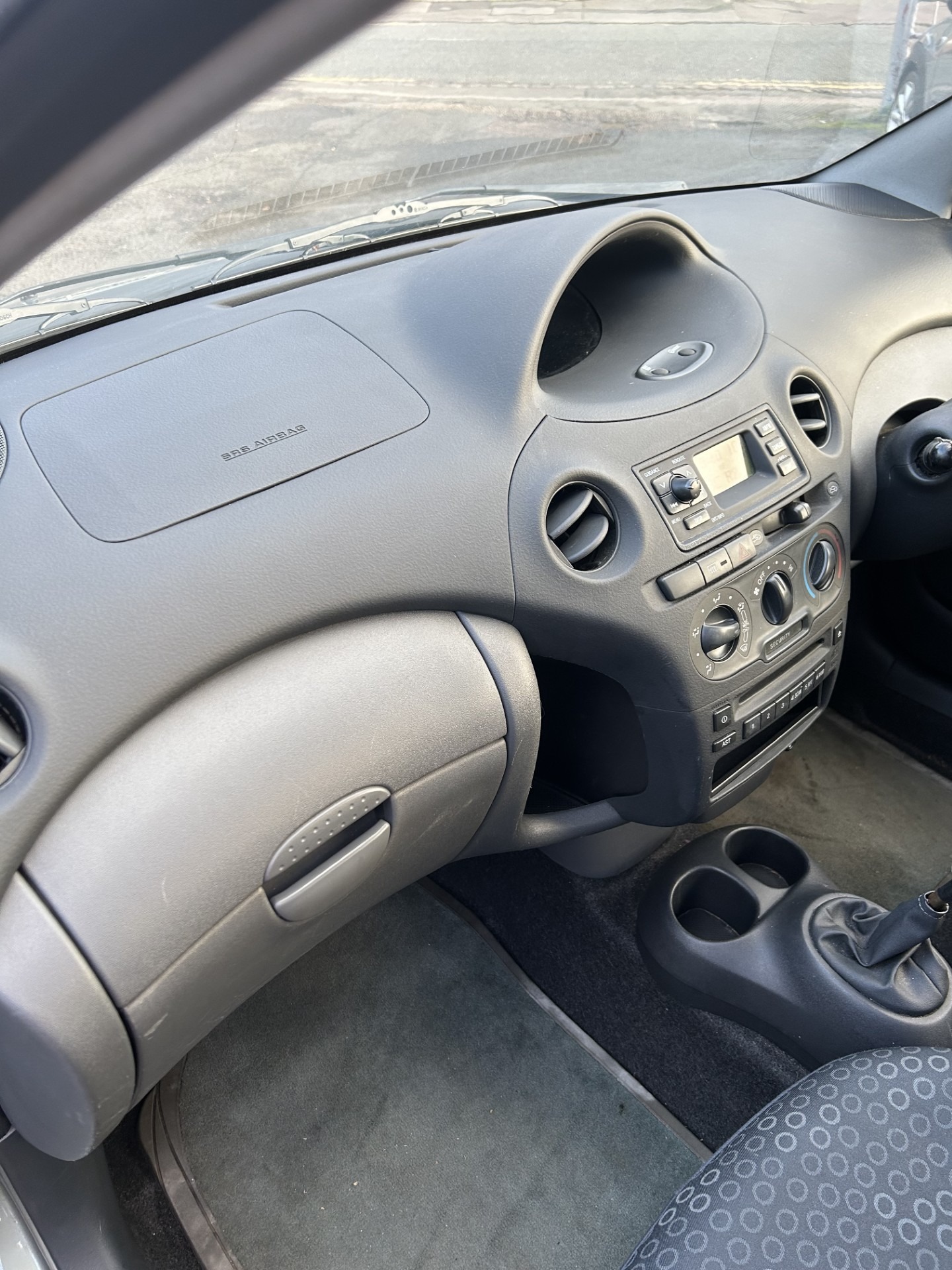 Used Toyota Yaris 2004 for sale - 76906413: Photo 16