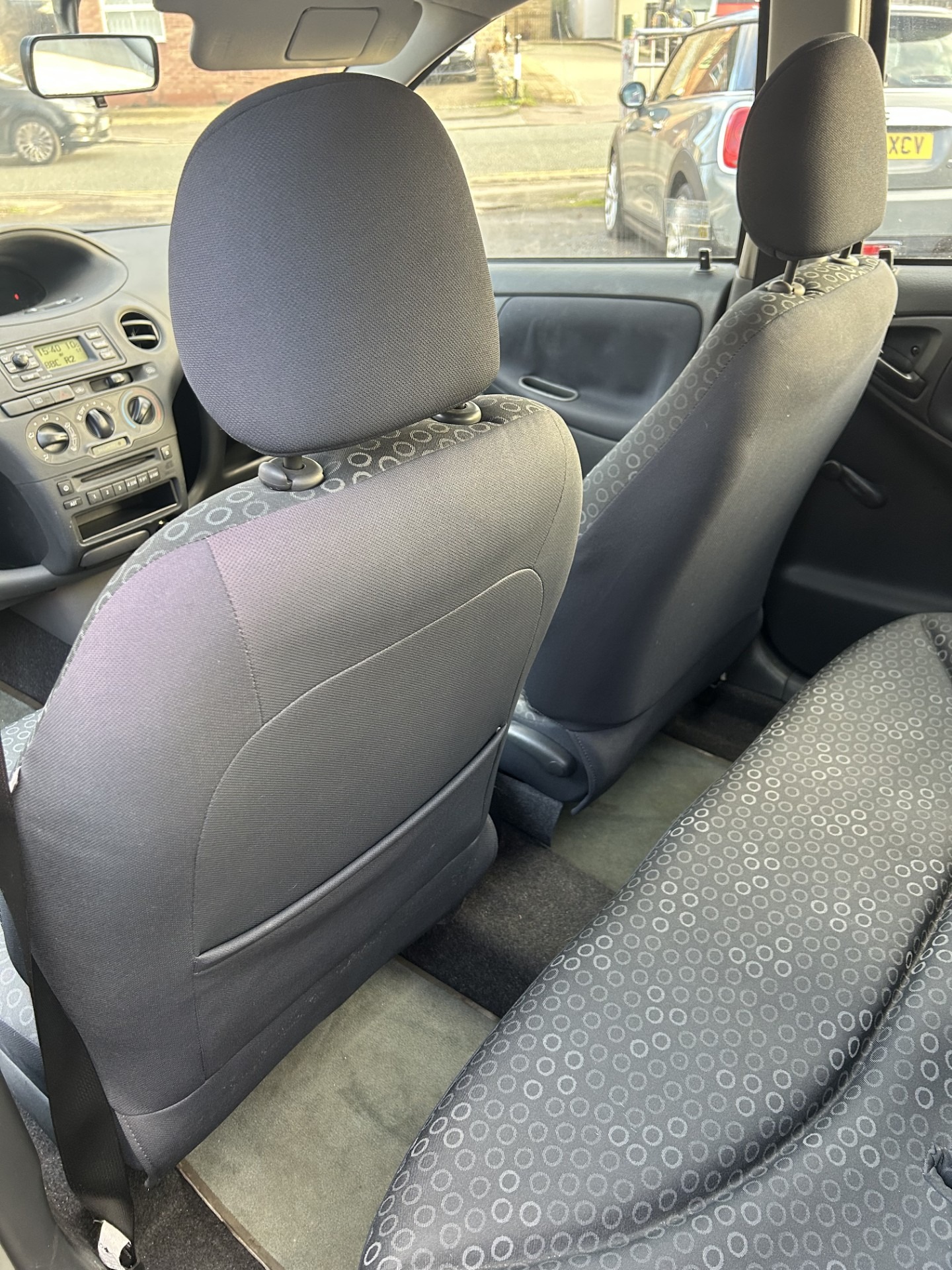 Used Toyota Yaris 2004 for sale - 76906413: Photo 18